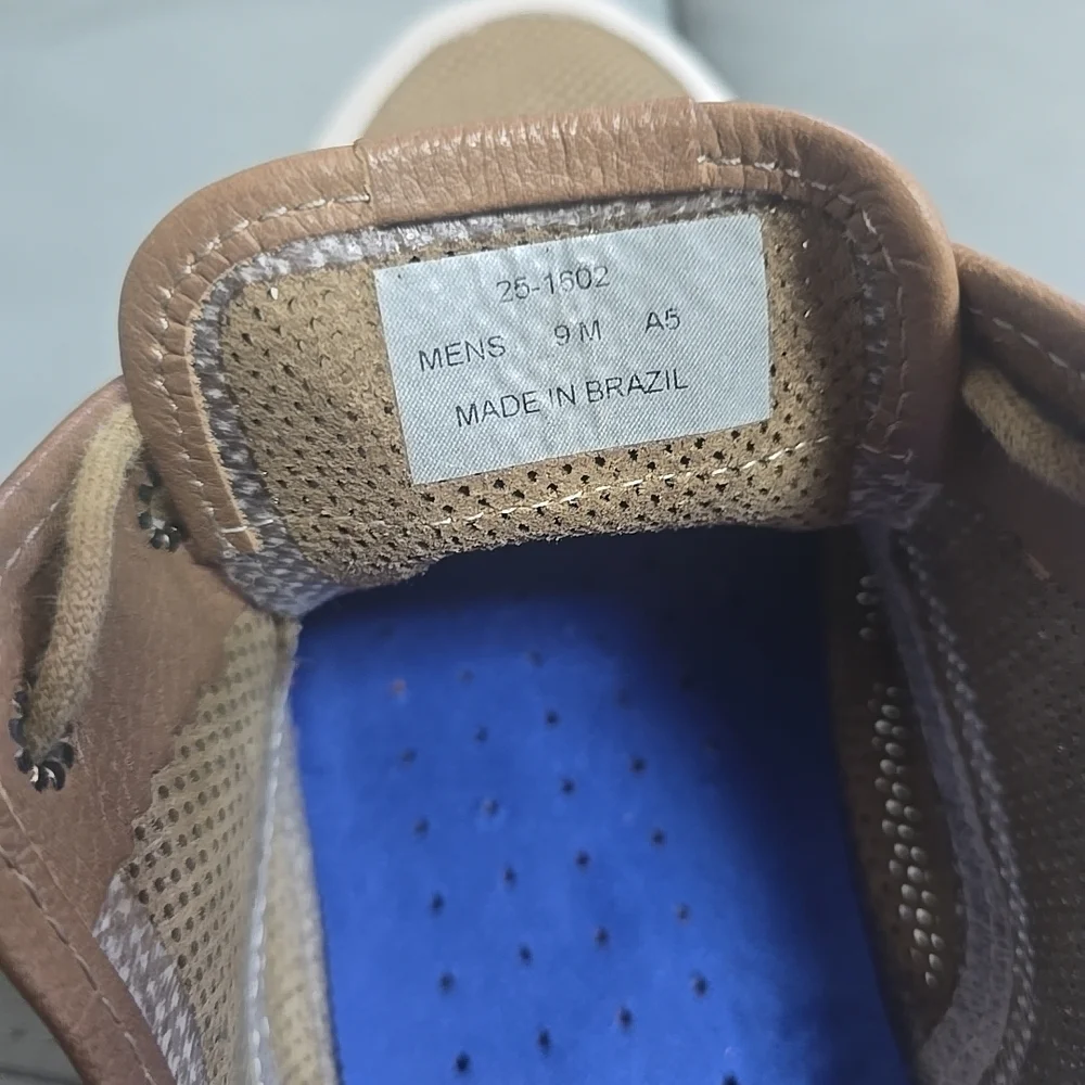 J & M Est 1850 Johnston & Murphy Size 9 Casual Boat Shoe Mesh Tan Brown‎ Leather